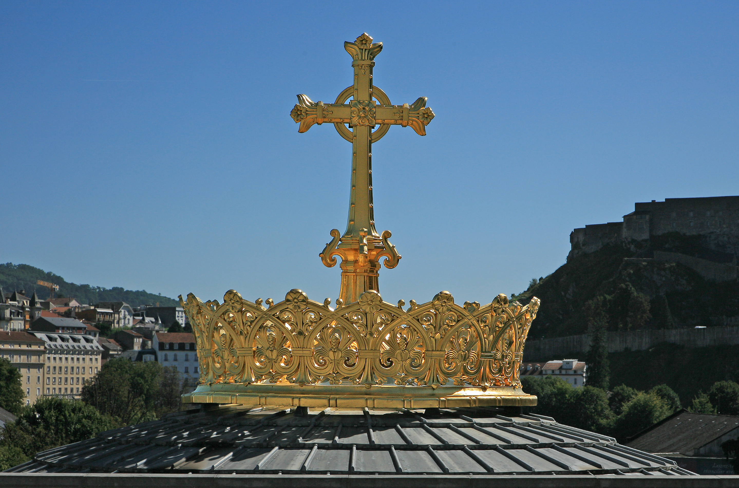 Basilique de Lourdes, grand pèlerinage marial