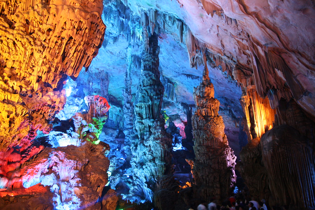 Grotte souterraine, gouffre de Padirac
