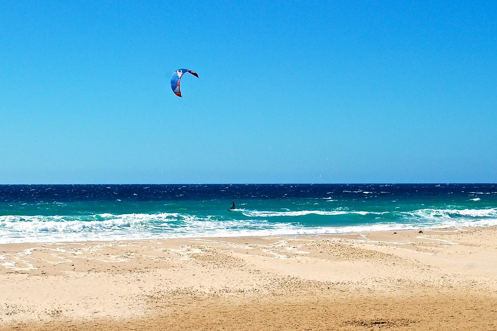 Kitesurf sur la côte méditerranéenne